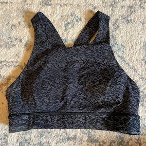 Black lululemon padded sports bra size 4